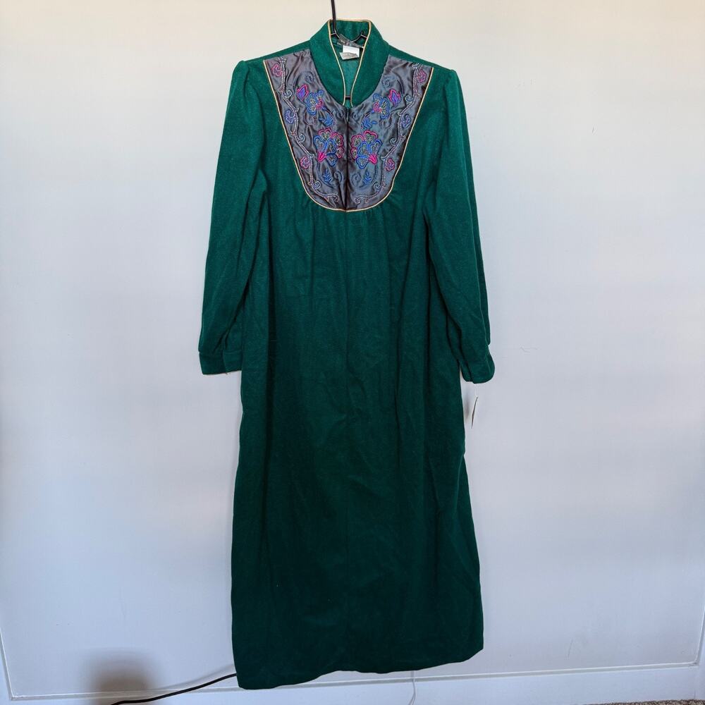 Vintage Amanda Stewart Housecoat Womens Medium Green Lounge Dress Robe Zip NEW